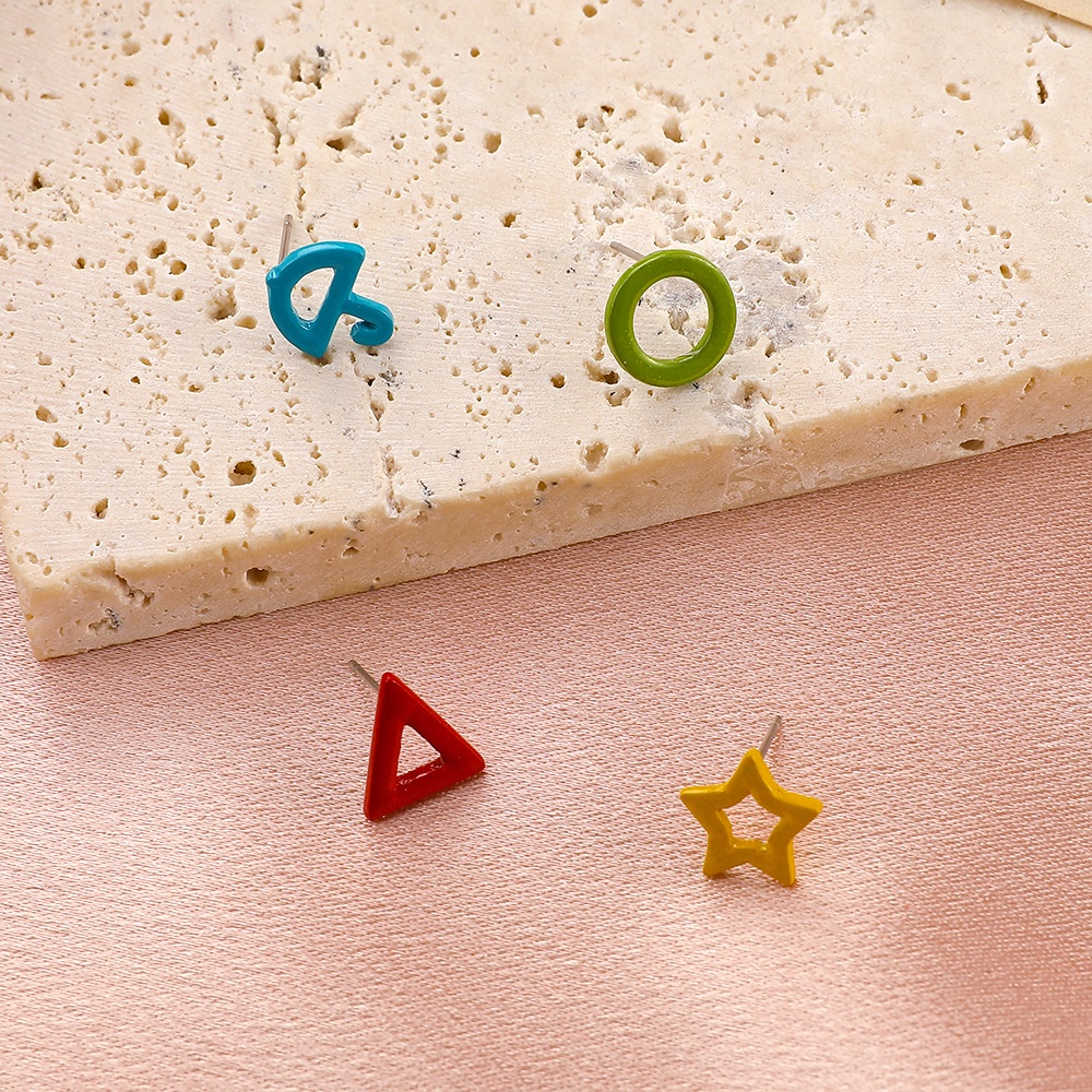 Set 4 khuyên tai họa tiết hình học nhiều màu sắc thời trang cho học sinh