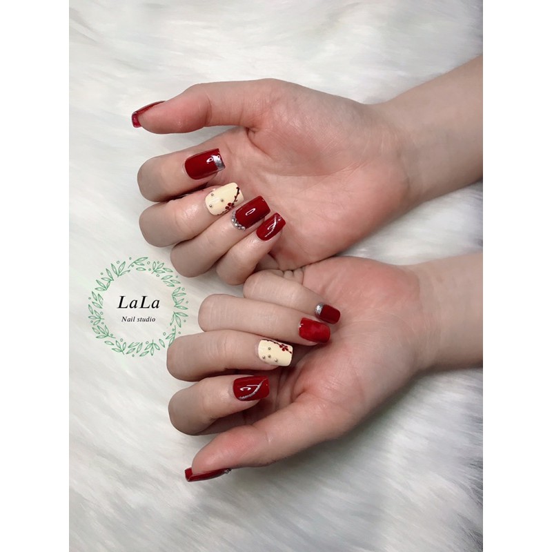 NAILBOX - Mẫu nail đỏ vẽ hoa đào