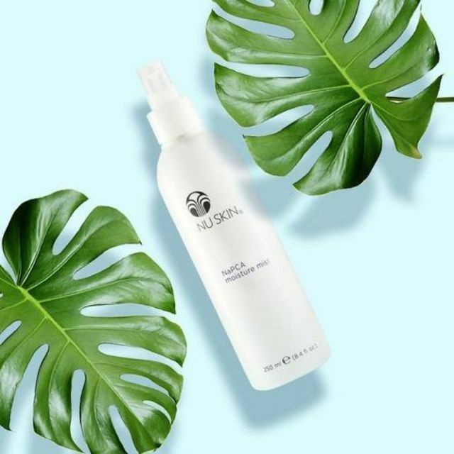 Xịt khoáng dưỡng ẩm Nuskin NaPCA Moisture Mist chống lão hóa 250ml dưỡng ẩm nhẹ nhàng