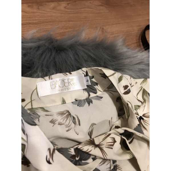 2hand áo sơ mi cổ nơ hoa