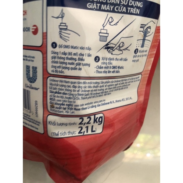 Nước giặt Omo Matic 2,1lit ( 2,2kg) dành cho máy giặt của trên, làm điều hay ngại gì viết bẩn, công nghệ kháng khuẩn,đẹp