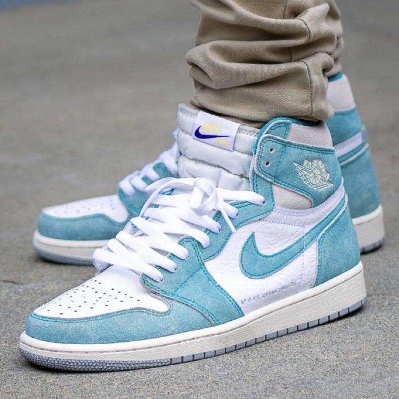 'Giày Cổ Cao' Nike Air Jordan 1 Retro High Turbo Green