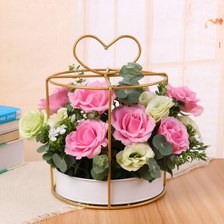Khung sắt cắm hoa trang trí