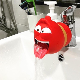 Combo e vòi nước larva