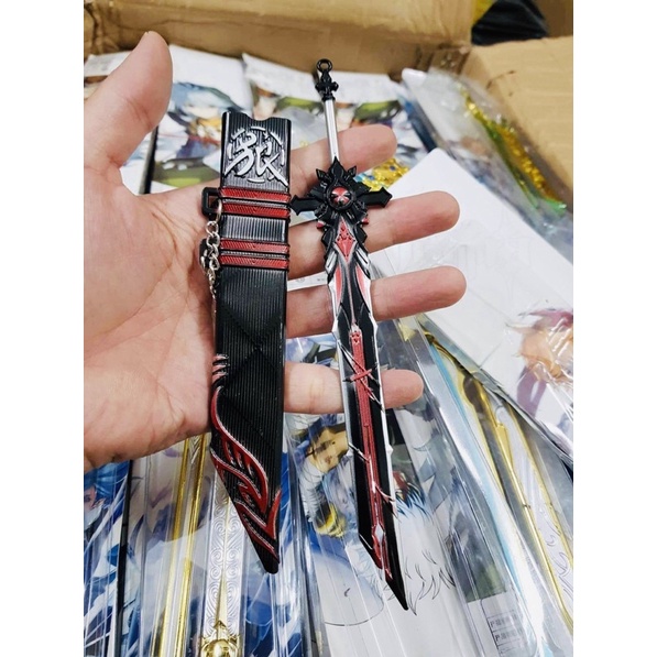 Mô hình kiếm Đường Cùng Của Sói Wolf's Gravestone trong Genshin Impact dài 22cm