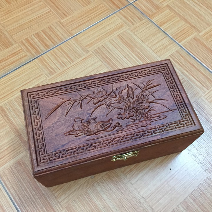 Hộp đựng trang sức gỗ hương trạm khắc hoa văn MÃ ĐÁO THÀNH CÔNG