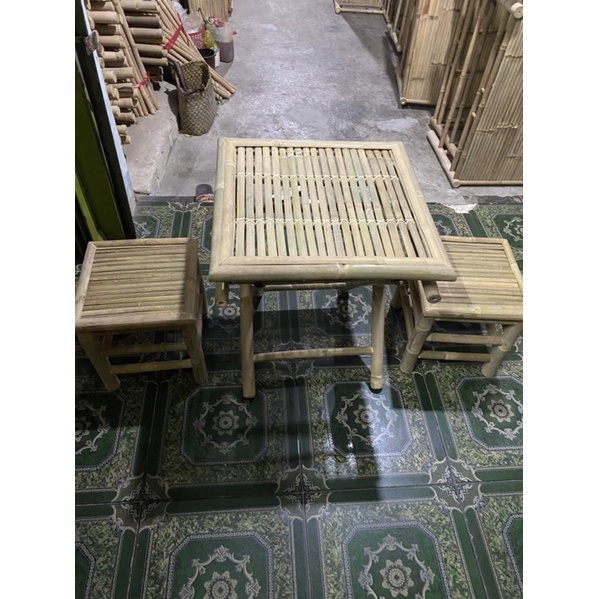 Bộ bàn tre xếp+2ghế đôn vuông trang trí quán cà phê()