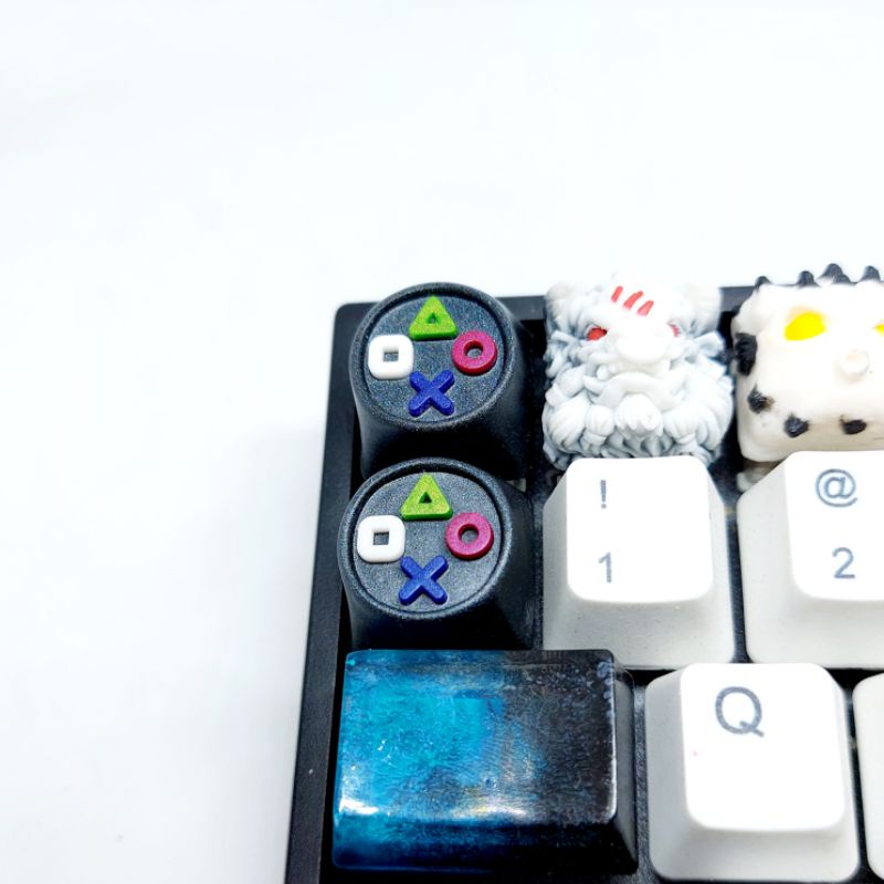 Keycap resin Playstation tone đen trang trí bàn phím cơ gaming