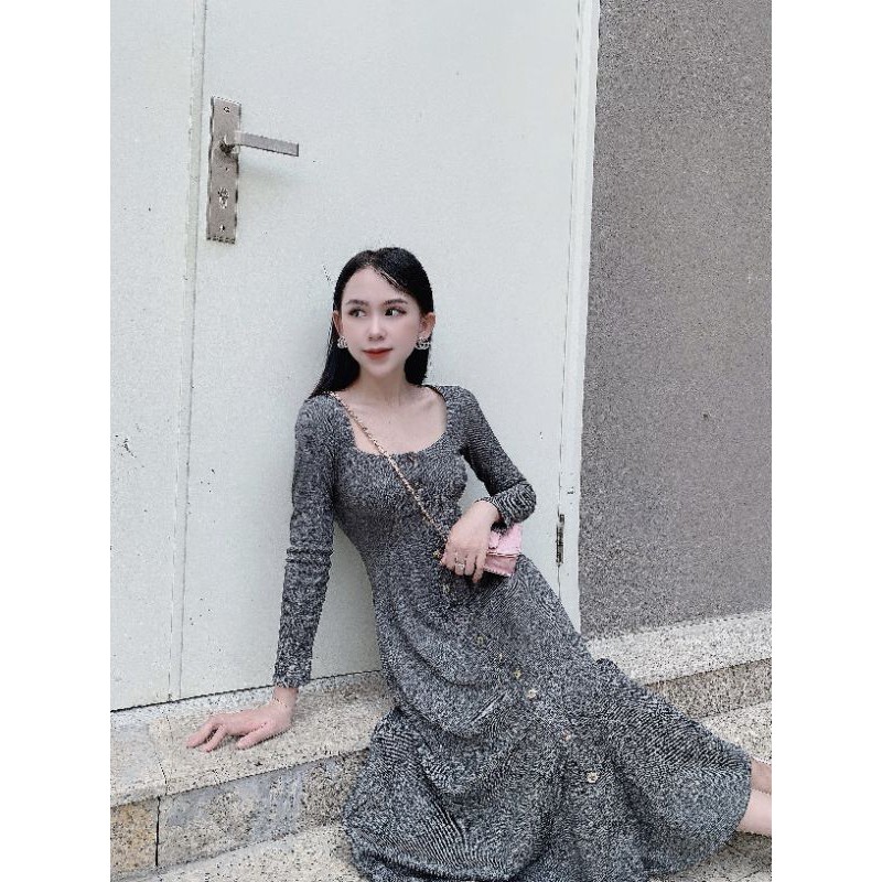 Đầm thun gân trang trí nút sà cừ hoa mai