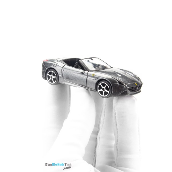 [Mã TOYJAN hoàn 20K xu đơn 50K] Mô hình xe siêu xe mui trần Ferrari California T tỷ lệ 1:64 Bburago Gray