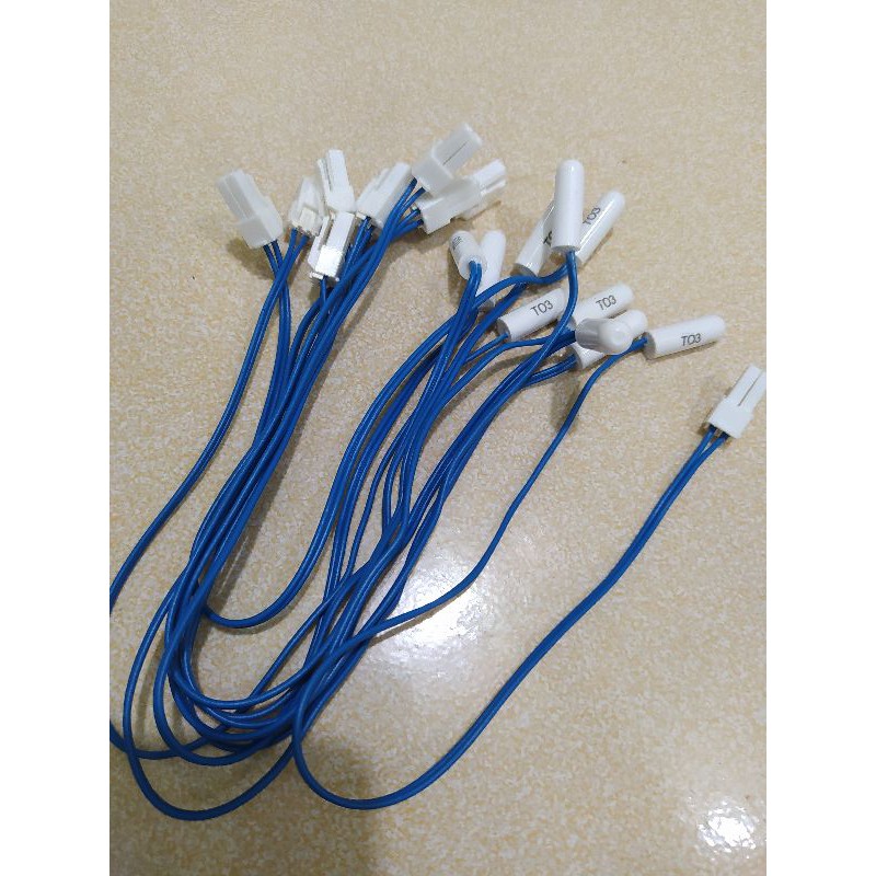 Sensor  tủ lạnh Toshiba Zin