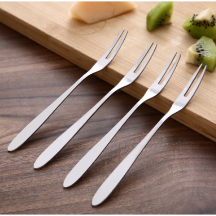 Nĩa ghim trái cây inox tiện dụng giá bán 1 cây