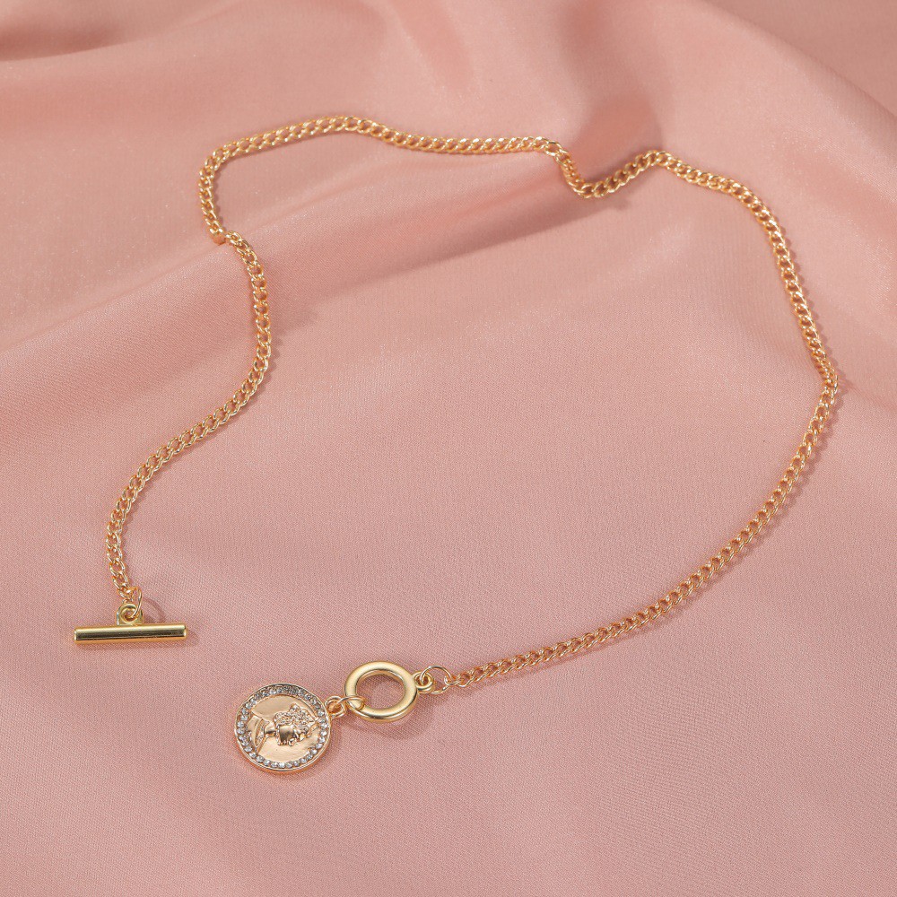 Cute Crown Metal Pendant For Women