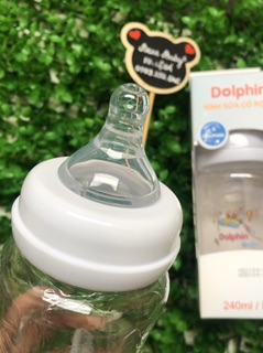 (Tặng thêm 1 núm) Bình sữa Dolphin cổ rộng 240ml