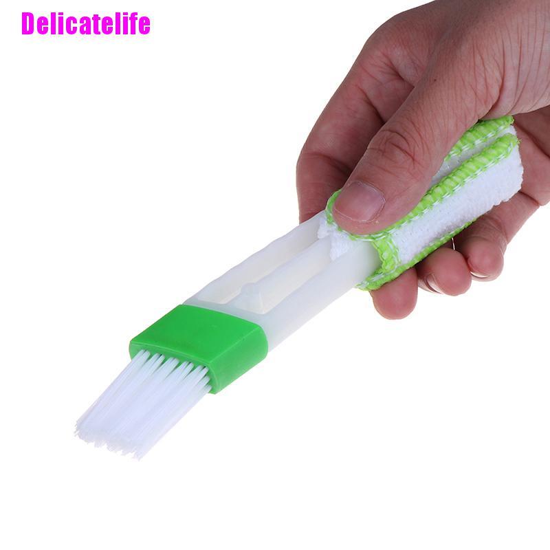 Cọ vệ sinh khe máy lạnh xe hơi tiện dụng