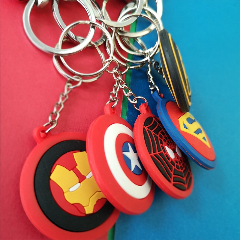 Móc khóa 2 mặt hình siêu anh hùng trong Avengers bằng silicone