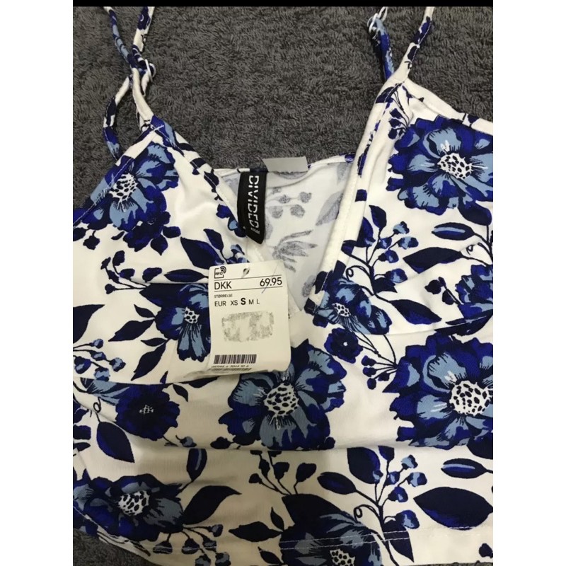 Áo 2 dây crop top hoa văn H& M