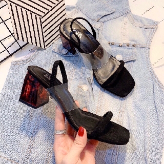 SANDAL QUAI CHUN GÓT ĐỎ 5 PHÂN ZRA QUAI TRONG (Gót đỏ và Gót Trong) (VNXK)