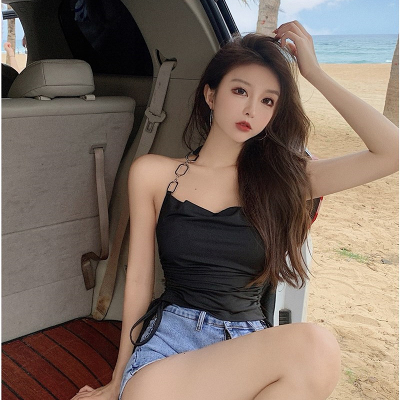 Áo Croptop Hai Dây Form Ôm Kiểu Dáng Quyến Rũ
