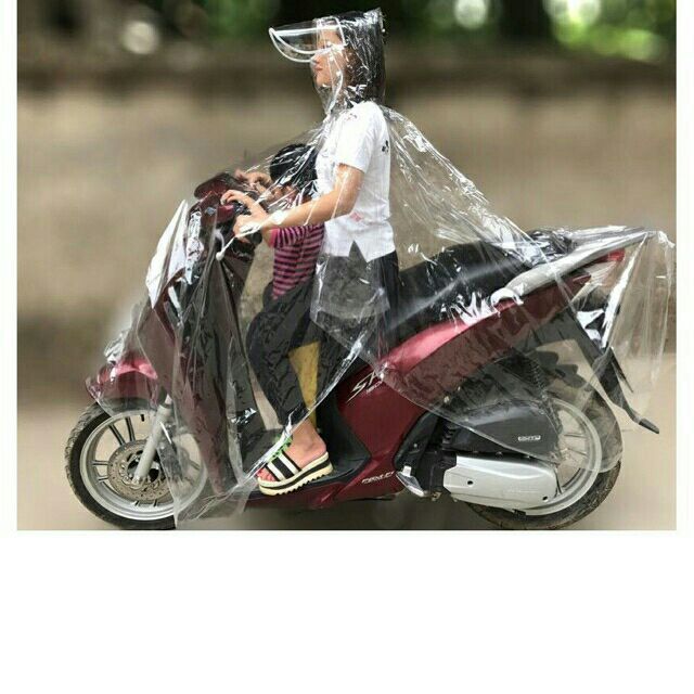 Áo mưa cánh dơi trong suốt