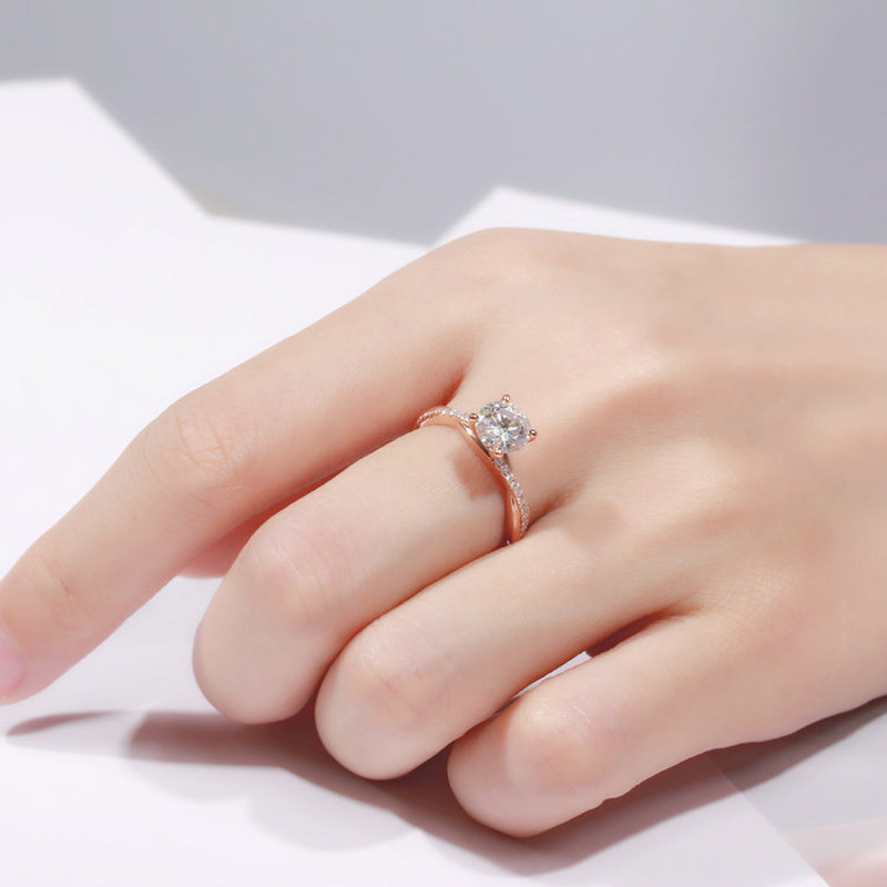 Nhẫn titan mạ 3 màu sắc vàng/ bạc/ vàng hồng tùy chọn đính viên đá pha lê nhân tạo thời trang dành cho nữ