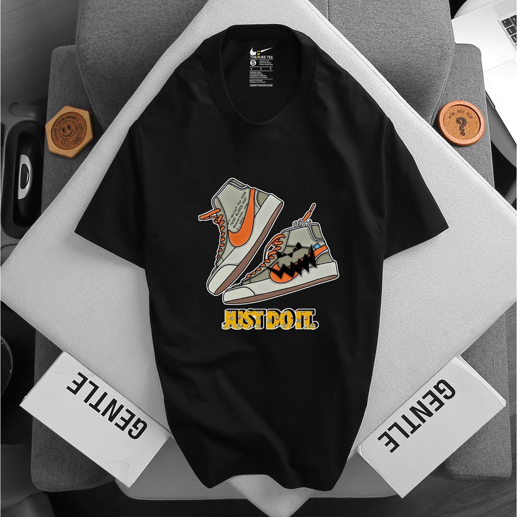Áo thun in hình chiếc giày SB Blazer