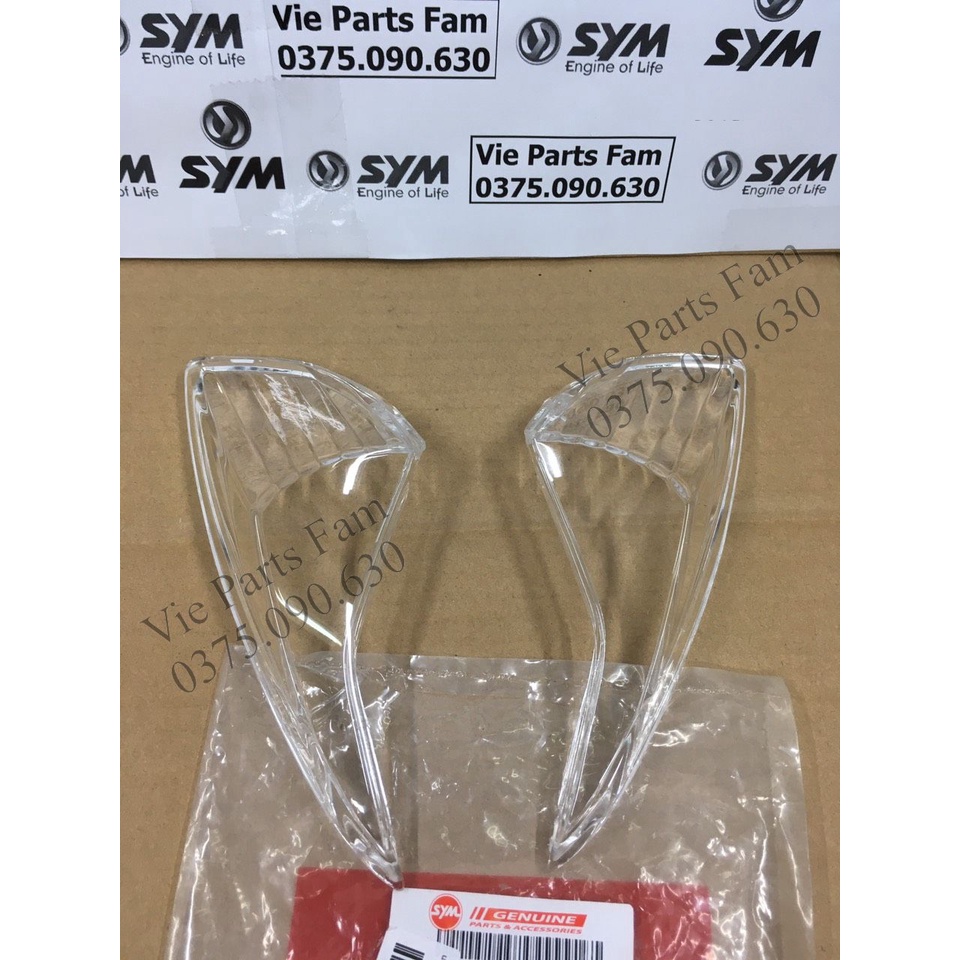 NẮP CHỤP XI NHAN SAU XE ELEGANT SYM, HÀNG DIN SYM MỚI 100%