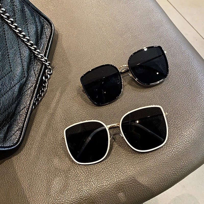 Kính mát phân cực thời trang sành điệu cho nữ