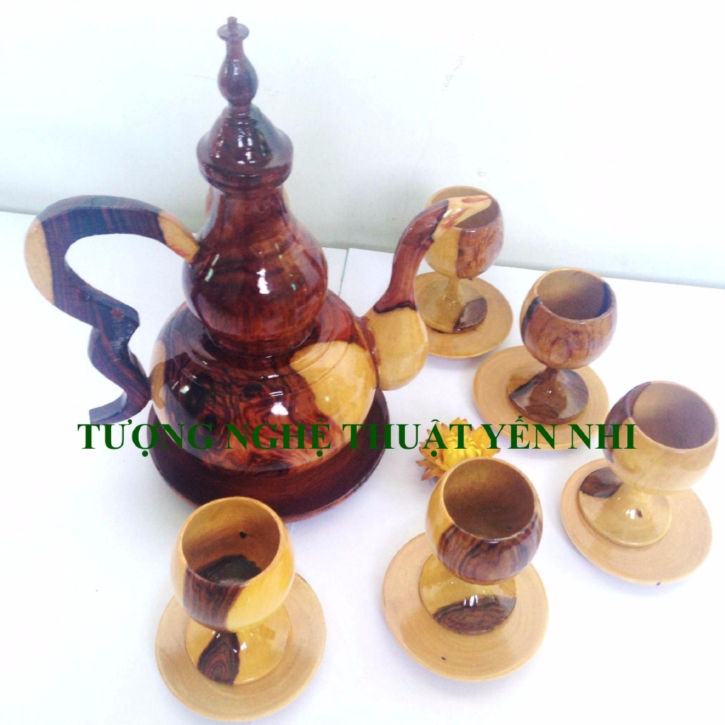 Bộ bình và ly  gỗ Trắc cao cấp có dĩa
