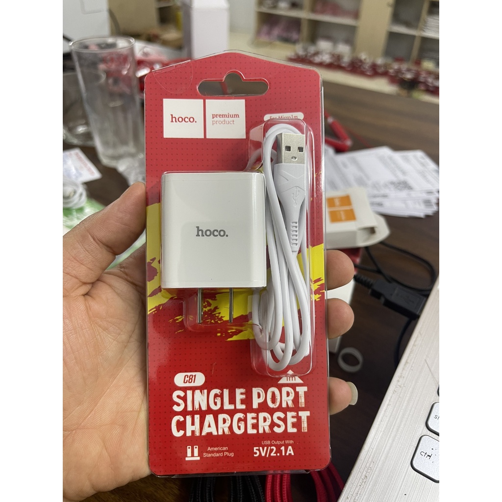 Củ sạc nhanh Hoco C81 2.1A - Ổn định dòng điện - Tương thích mọi thiết bị - Hàng chính hãng, bảo hành 12 tháng
