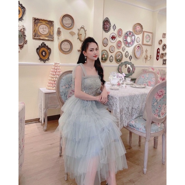 Đầm xoè xếp tầng hai dây nơ vai kết đá sang trọng TRIPBLE T DRESS - size M/L - MS350V