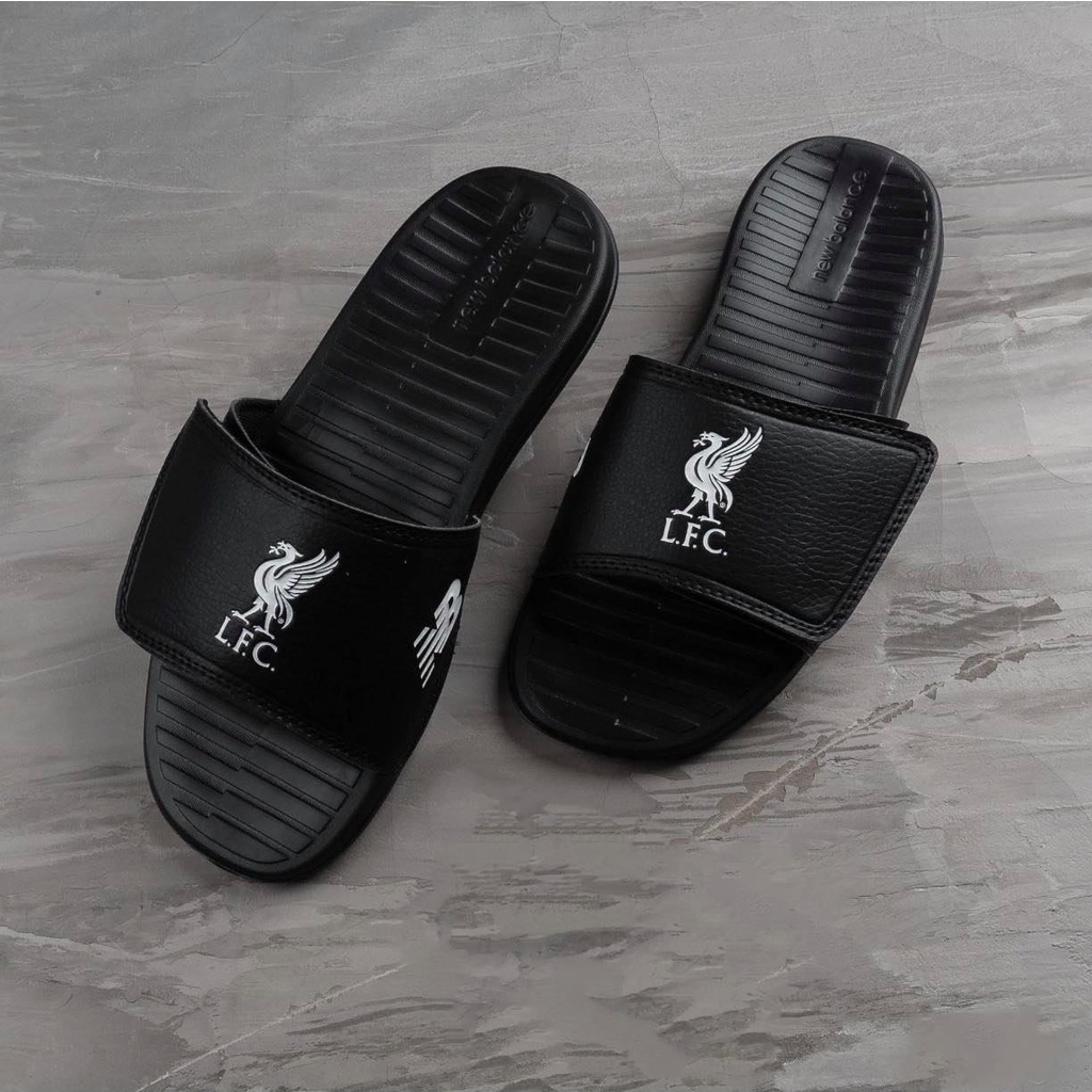 Dép quai dán New Balance x Liverpool Đen