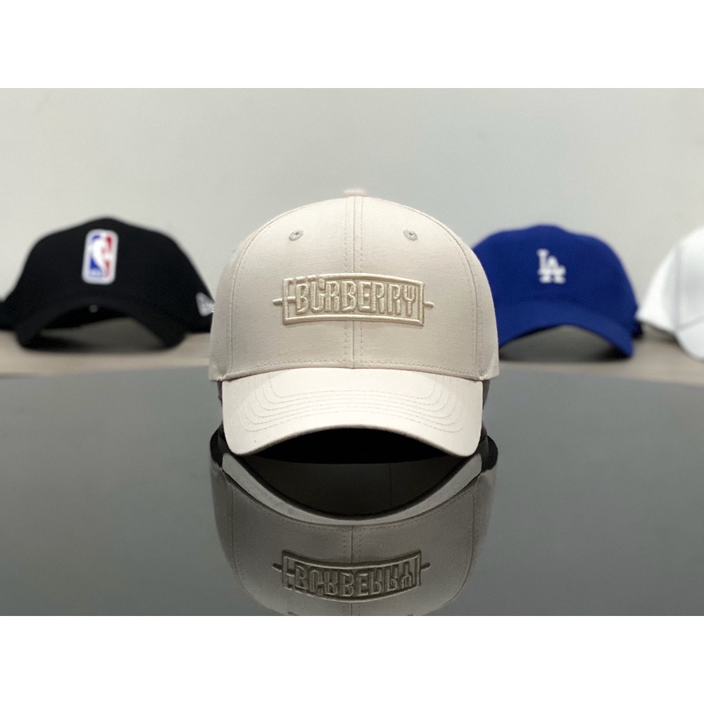 Mũ lưỡi trai thể thao BURBERRY be cho cả nam và nữ, nón kết lưỡi trai dã ngoại phụ kiện thời trang phong cách Hàn Quốc.
