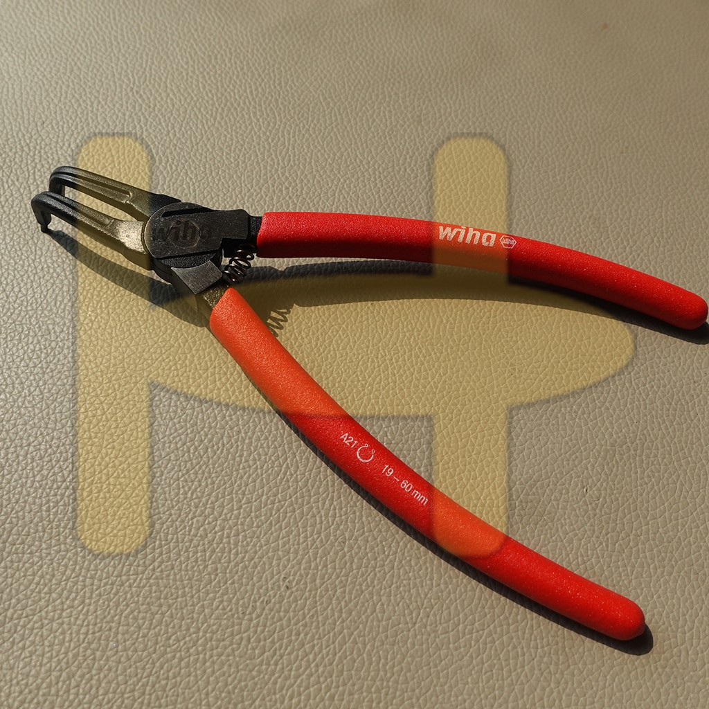 Kìm mở phe ngoài mũi cong 19-60mm WIHA 26796