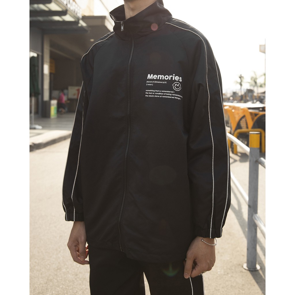 Áo Khoác Jacket Memories Form Thoải mái Unisex Chất Liệu Polyester Vải Dù Màu Đen