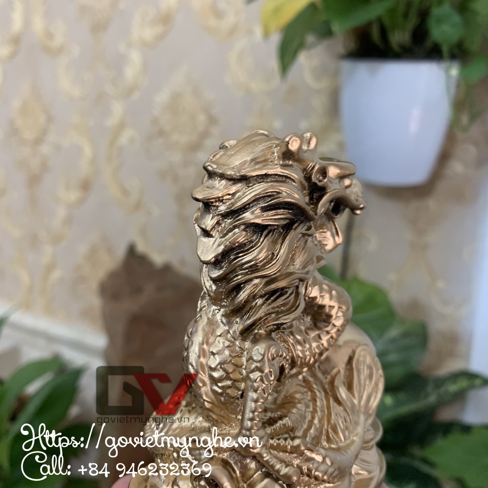 Tượng đá con rồng trang trí phong thủy bàn làm việc kệ sách mang may mắn chiêu tài lộc - Màu Nhũ Vàng - Cao 11cm