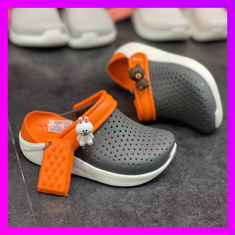 Giày Dép Sục Literide Clog Crocs Trẻ Em Chính Hãng Size 27 Đến 35 - Tặng 4 Jibbizt - Sấu Vui Vẻ