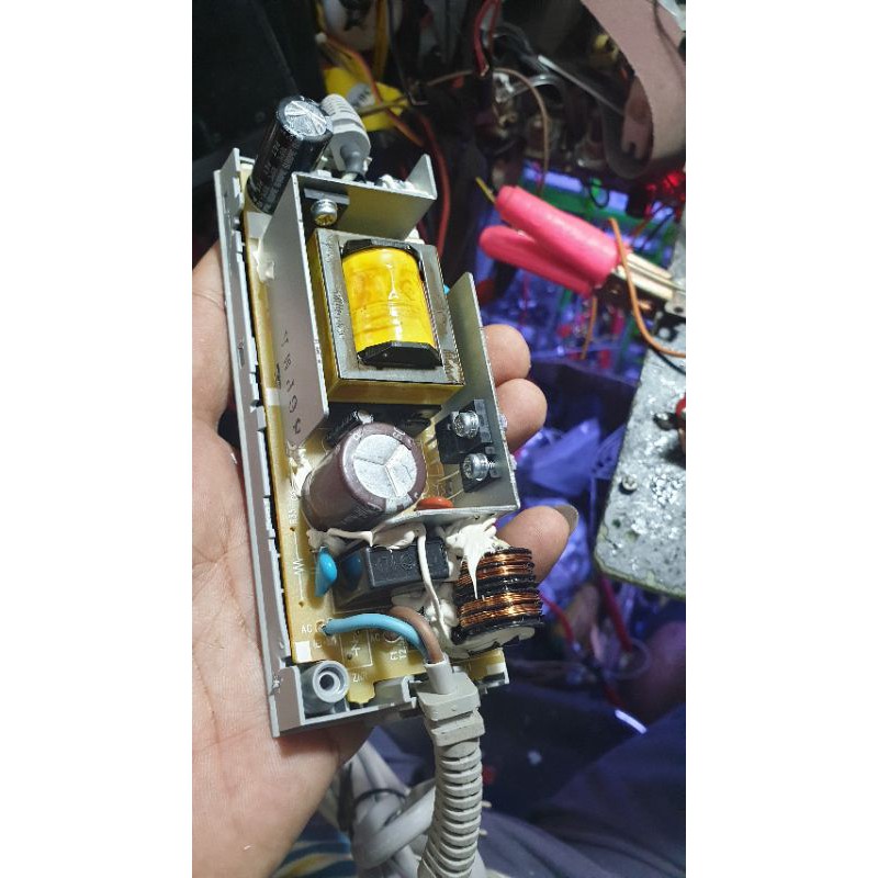 Nguồn adapter 12v 3.5A , 12v 3.7A hãng Nitendo Nhật zin 110V