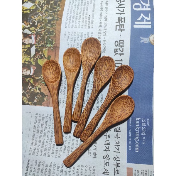 MUỖNG GỖ DỪA DÙNG ĐỂ ĂN KEM BANH FLAN TRỘN BỘT DÀI 12CM