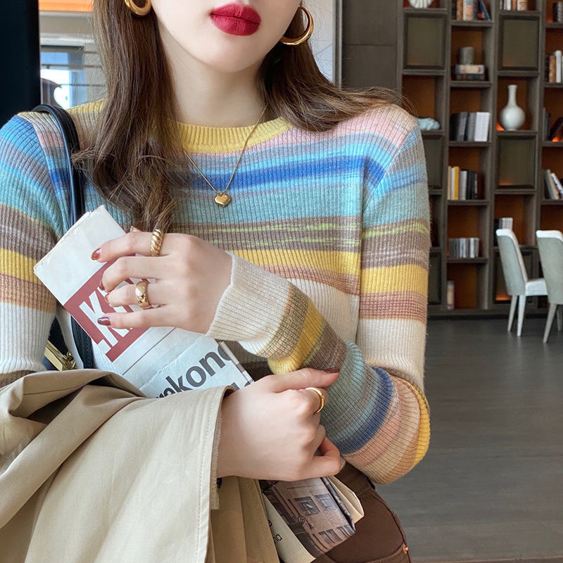 Áo Sweater Dệt Kim Mỏng Cổ Tròn Tay Dài Dáng Ôm Kẻ Sọc Màu Cầu Vồng Xinh Xắn Cho Nữ