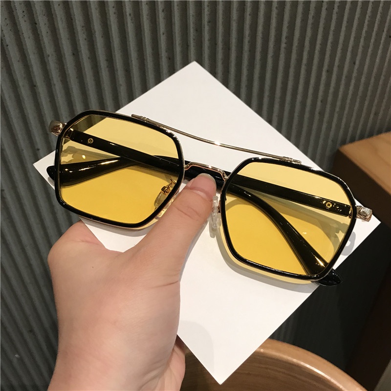 Kính mát gọng đen phong cách Hàn Quốc cho nam