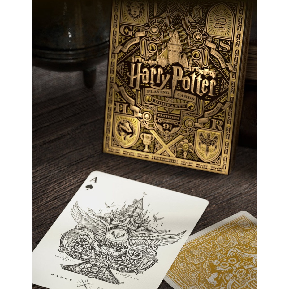 Bộ bài tây, bài ảo thuật Harry Potter Playing Cards by theory11 - Hàng Chính Hãng [ Hàng Mỹ]