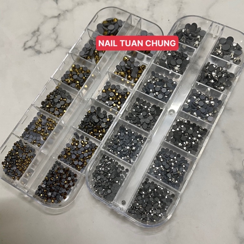 [ Mà Vàng Gold , Bạc ] Khay Đá Chân Keo Đính Móng , Đá Cao Cấp