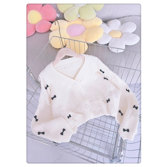 ÁO LEN ĐÍNH NƠ SẮC MÀU CARO MẪU SIÊU HOT