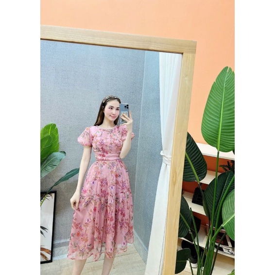 Váy xòe hoa tay bồng xếp ly ngực