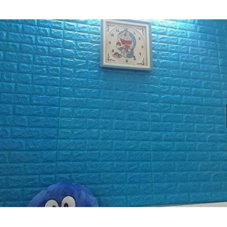 (Dày 5mm 70 x 77 cm) Xốp dán tường giả gạch màu xanh dương Amy shop