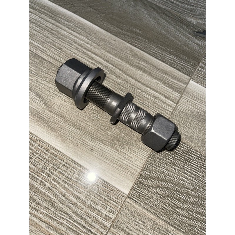 Sản phẩm gia đình làm: combo 20 Tắc kê 22x22 dài 13,5cm xám