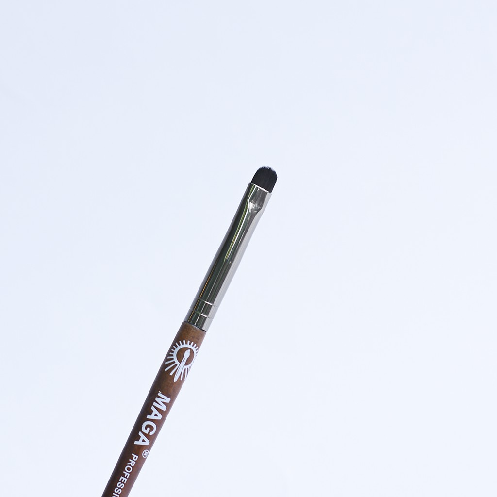 Cọ Vẽ Mí Dưới MAGA PRECISION SHADER BRUSH 15