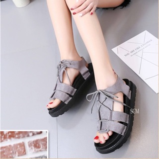 Giày sandal đế bánh mì