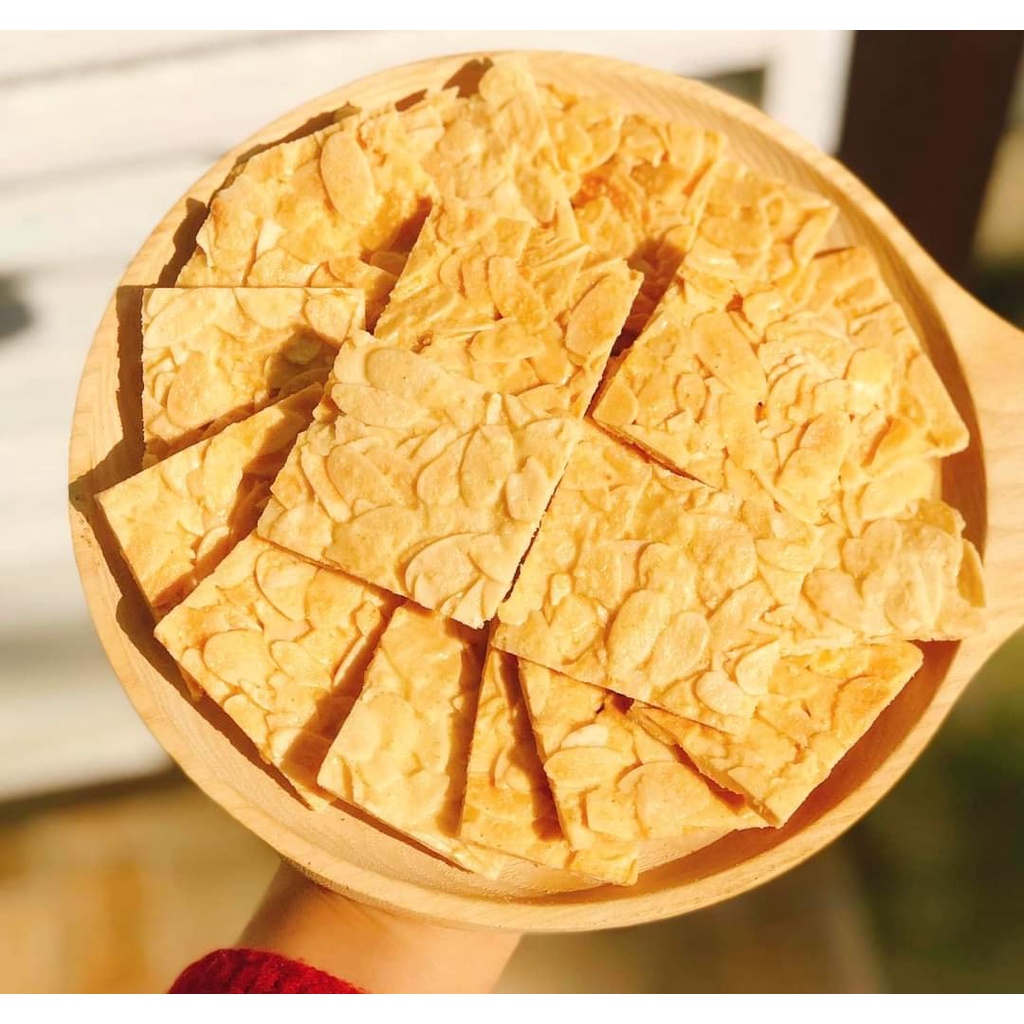 1 Kg Bánh Ngói Hạnh Nhân Vị Truyền Thống Thơm Ngon